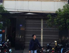 Đến nhà học thêm, phát hiện thầy giáo tiếng Anh chết trên vũng máu