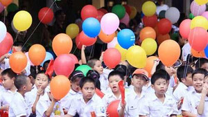 Ngày khai giảng trời nắng, nhiệt độ tăng cao