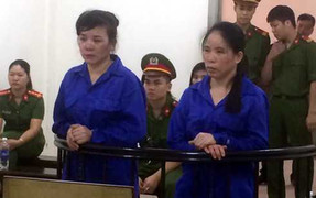 'Nữ quái' rủ em gái ruột cùng buôn ma tuý