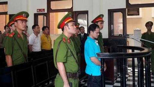 Xét xử phúc thẩm vụ án con ruồi trong chai Number 1