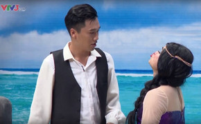 NSND Tự Long ‘đá xoáy’ khả năng hát live của ca sĩ