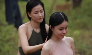 Nhan sắc cô gái Việt đóng cảnh nóng năm 13 tuổi trong phim 'Vợ ba'