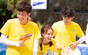 Running Man: Liên Bỉnh Phát ga lăng, ân cần chỉnh nón cho Ninh Dương Lan Ngọc