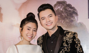 Mai Phương rạng rỡ đến chúc mừng Nam Cường trở lại với nhạc trẻ