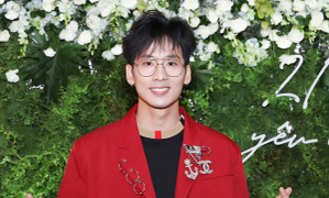 Đang tổ chức ra mắt phim, Tuấn Trần ngất xỉu phải nhập viện