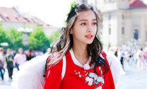 Angela Baby đưa con trai đi chơi giữa ồn ào ly hôn Huỳnh Hiểu Minh