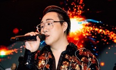 Được gọi là ‘thánh mưa’, Trung Quân sợ mưa thật khi tổ chức liveshow kỷ niệm 10 năm ca hát