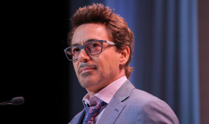 Kết thúc hành trình làm siêu anh hùng, 'Iron Man' thay đổi ra sao?