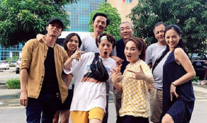 Những hình ảnh không lên sóng của đoàn phim 'Về nhà đi con'