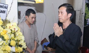 Hoài Linh và nhiều sao Việt về Cần Thơ viếng nghệ nhân Thành Giao