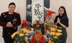 Phương Mỹ Chi lên tiếng khi bị nhắc nhở mặc áo hở eo đi cúng Tổ nghề