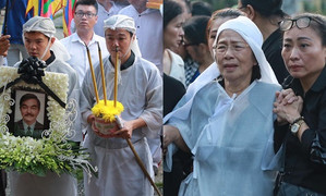Gia đình, bạn bè thất thần đưa tiễn NSND Thế Anh về nơi cuối cùng của kiếp người