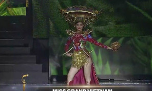 Không sửa được trang phục dân tộc trước giờ thi, Kiều Loan thể hiện khả năng ứng biến