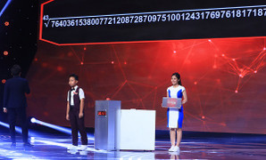 Siêu trí tuệ tập 3: Thần đồng tính nhẩm 12 tuổi khai căn 63 chữ số chỉ trong 11 giây