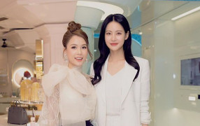 Sam tự tin đọ sắc, vui vẻ hội ngộ mỹ nhân phim ‘Hoa du ký’