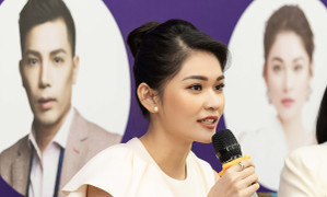 Á hậu Thùy Dung chia sẻ bí quyết học tiếng Anh