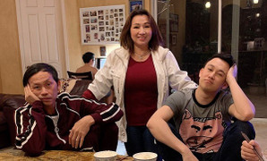 Hoài Linh đoàn tụ với đại gia đình trong dịp kỷ niệm 26 năm sang Mỹ sinh sống