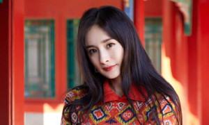 Diện đồ đơn giản, Dương Mịch khoe nhan sắc gái một con khiến fan phát sốt