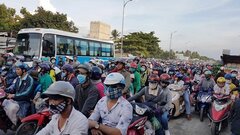 Hành trình ám ảnh từ miền Tây trở về Sài Gòn