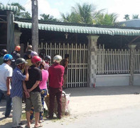 Vợ chết trong phòng ngủ, chồng treo cổ bên hiên nhà