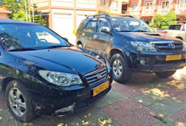 Doanh nghiệp 'khóc dở mếu dở' vì biển số xe