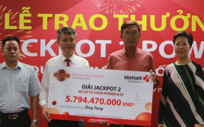 Thợ cơ khí trúng giải Jackpot 2 thành tỷ phú sau một đêm