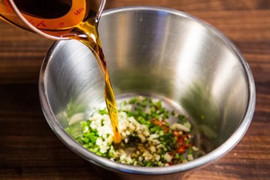 Sai lầm khi sử dụng mắm, muối, đường, gia vị nấu ăn