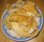 Đại gia Việt chi tiền khủng mua da cá mập khô làm gỏi