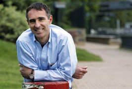 Bí mật ngừa ung thư của GS người Pháp, 2 lần suýt chết vì khối u ác tính ở não