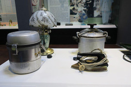 Chi 'núi tiền' săn đồ từng làm mưa làm gió thời bao cấp