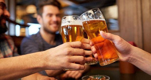 Khoa học chứng minh: Đàn ông nên đi ăn nhậu với bạn bè 2 lần mỗi tuần