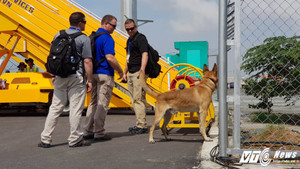 Phong thái 'cực ngầu, cực chất' của mật vụ Nga - Mỹ hộ tống Tổng thống sang Việt Nam