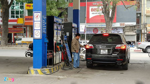 Trước ngày bỏ A92 thay bằng E5, tài xế tuyên bố chỉ mua xăng A95