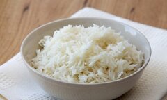 Thực hư ăn cơm nguội hâm nóng có thể gây ung thư
