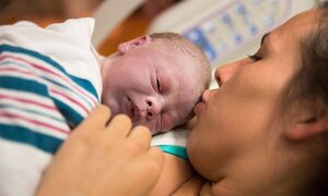 Sinh con thuận tự nhiên: Trào lưu quái gở khiến nỗ lực của ngành y tế trở thành 'trò đùa'