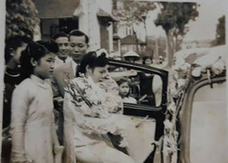 Đám cưới đầy vàng và kim cương của con gái thương gia giàu có Hà Nội xưa