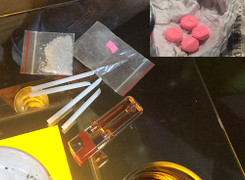 Quán bar trung tâm Sài Gòn bị cảnh sát phong toả, tìm ma tuý