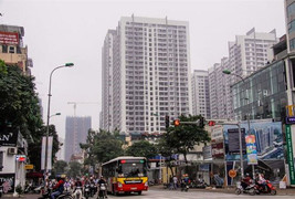 Xây chung cư 'bỏ quên' hạ tầng ở Hà Nội