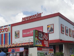 Cưỡng chế tài khoản Nguyễn Kim để truy thu nợ thuế 10 năm 148 tỷ đồng