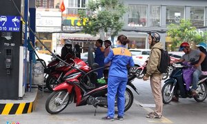 Cây xăng phải gắn thiết bị in hóa đơn