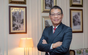 Phó TGĐ Vingroup: 'Ở VinFast, chúng tôi sản xuất ô tô xuyên đêm'