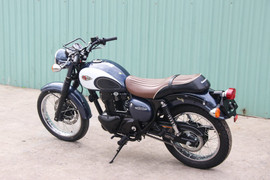 Kawasaki W250 2018 - môtô hoài cổ giá 150 triệu đồng tại Việt Nam