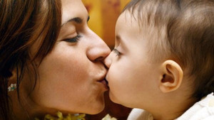 Mẹ hoảng hốt khi con gái 5 tuổi mắc HP dạ dày