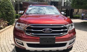 Ford Everest 2018 xuất hiện tại Việt Nam, giá tạm tính từ 850 triệu đồng