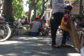 Cuộc ngã giá bất ngờ của người bán tinh trùng kiếm sống