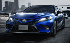 Toyota Camry Sport ra mắt thị trường Nhật, giá hơn 33.000 USD