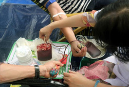 Bệnh viện Việt Đức khẳng định không có hiện tượng 'cò' máu