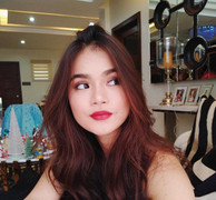 Chia sẻ bí quyết trang điểm, hot girl 21 tuổi trở thành ngôi sao ở Philippines
