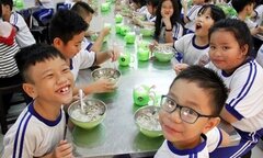 Hà Nội siết chặt kiểm tra bếp ăn trường học