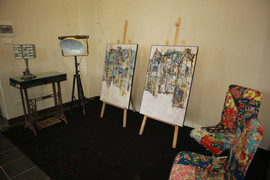 Câu chuyện nghệ thuật và cuộc sống khiến giới trẻ mê mẩn